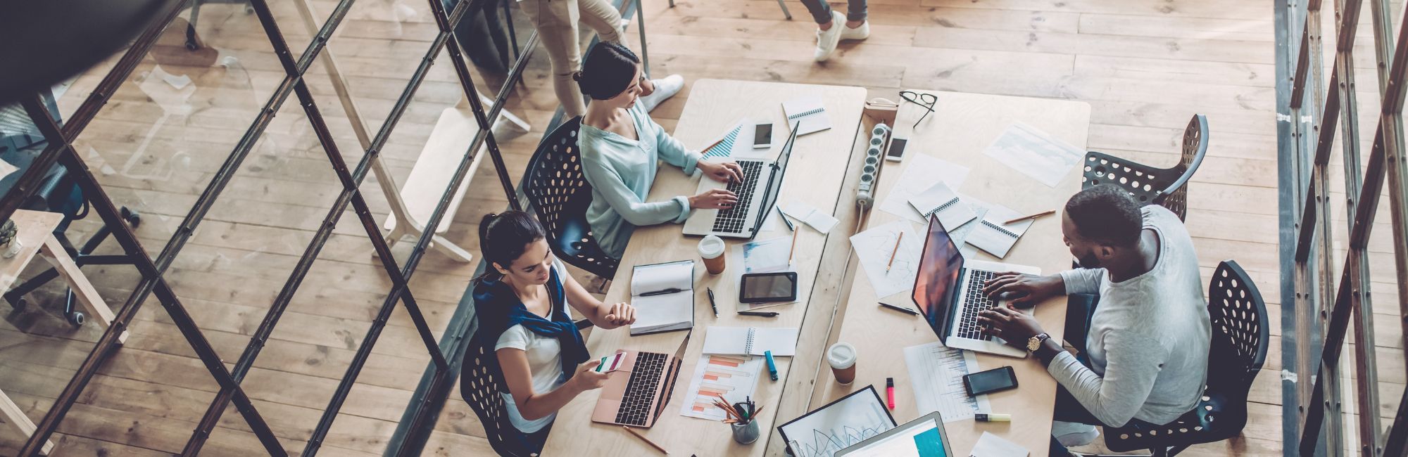 Die größten Lärmquellen im Alltag: Wie viel dB sind wir im Alltag ausgesetzt?