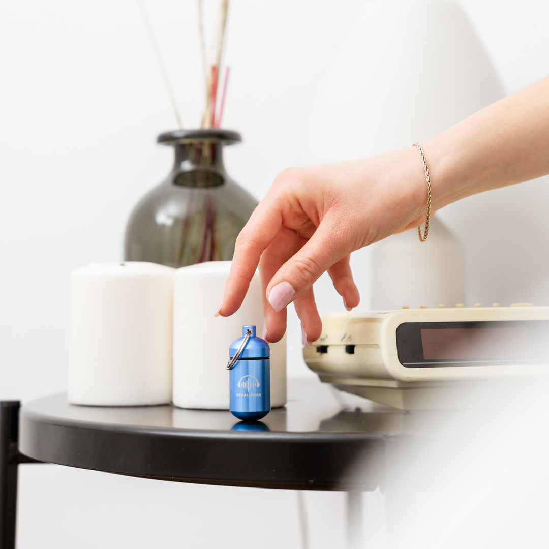 Schallwerk Sleep Gehörschutz in schwarz mit blauem Case